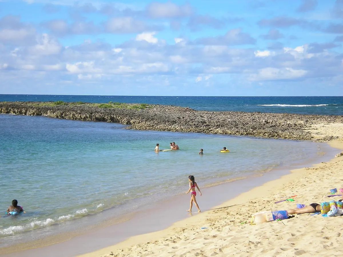 Modern, Romantic Vibes In The Tropics Kahuku